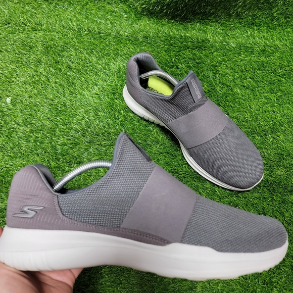 Skechers Other - Skechers Men Go Run Mojo-Mania Shoes (E027)